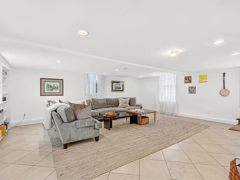 164 Timber Ridge Dr — Photo 6