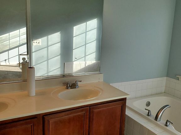 5th image of 45591 Catalina Ln