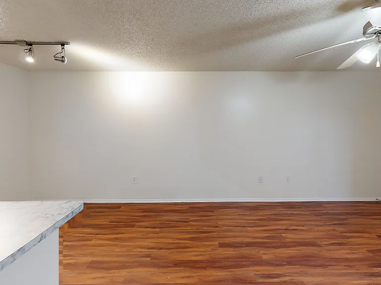 Lakewood Place — Photo 139
