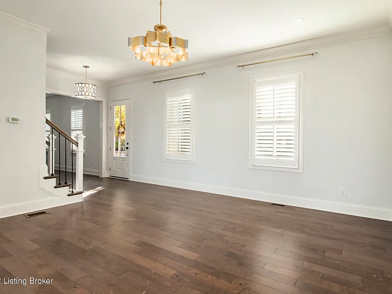 9409 Civic Way — Photo 13