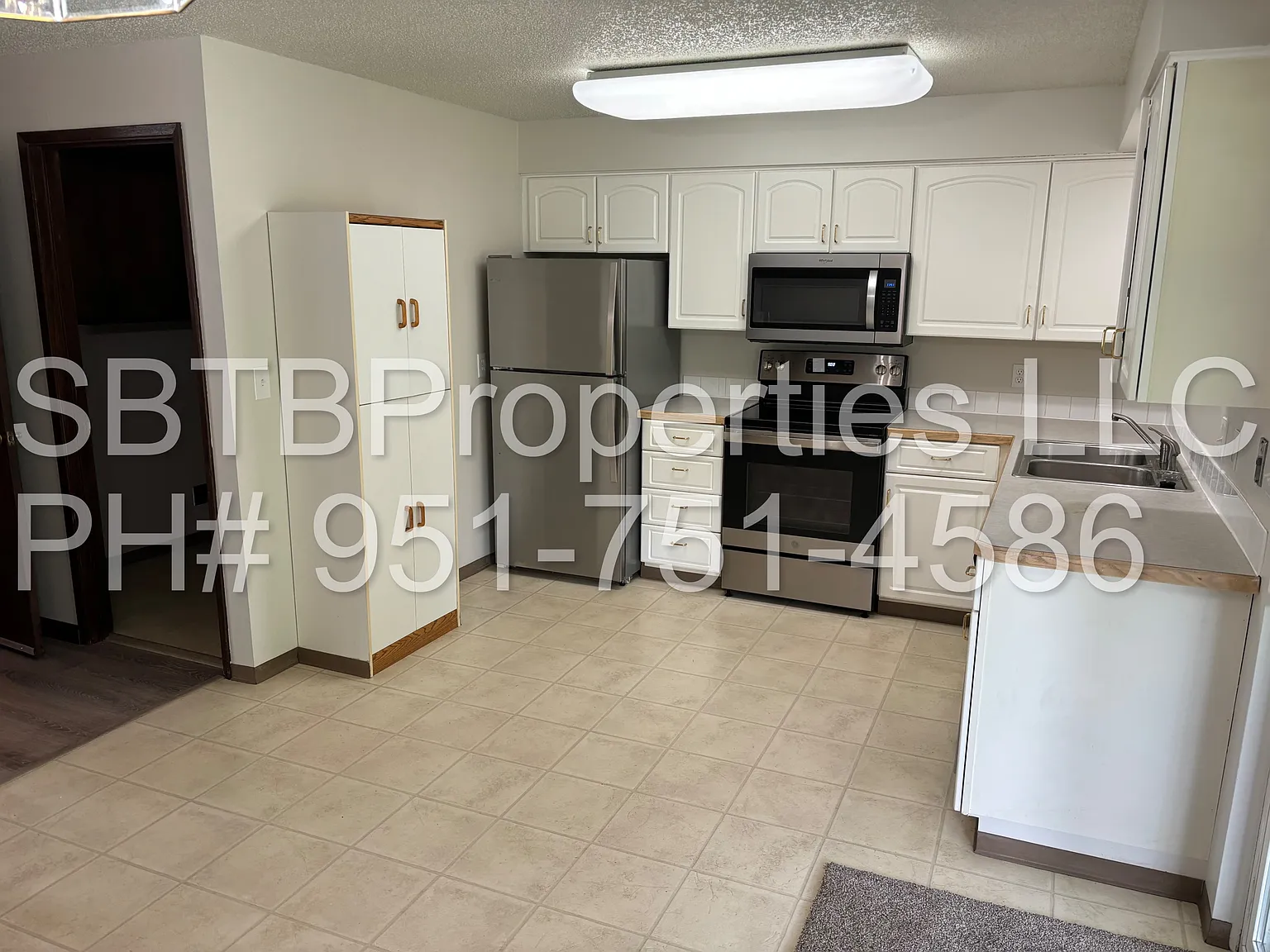 206 S 50th Ave — Photo 4