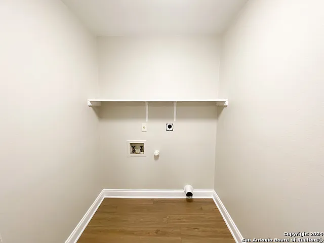 4203 Misty Springs Dr — Photo 19
