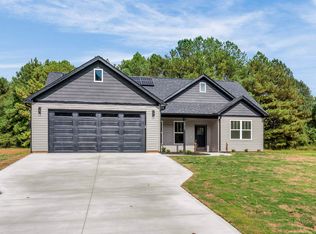 565 Bill Lattimore Rd, Chesnee, SC 29323