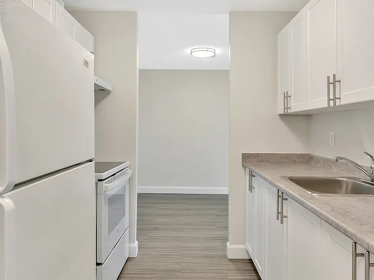 99 Thomas St — Photo 10