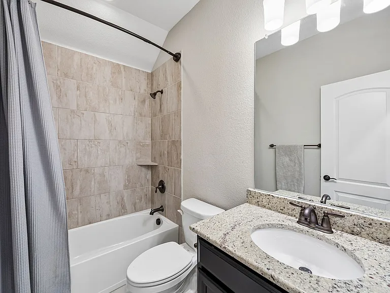2200 Mountain Creek Ct — Photo 35