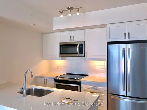 50 Wellesley St E Photo 1