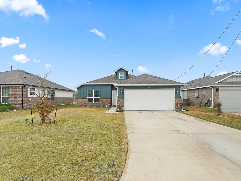 76 Road 51030 — Photo 3
