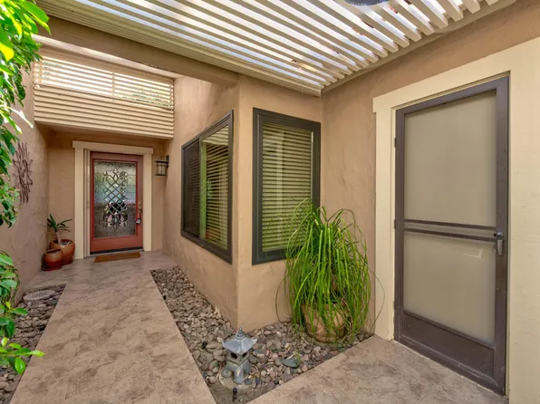 254 La Paz Way, Palm Desert, CA 92260