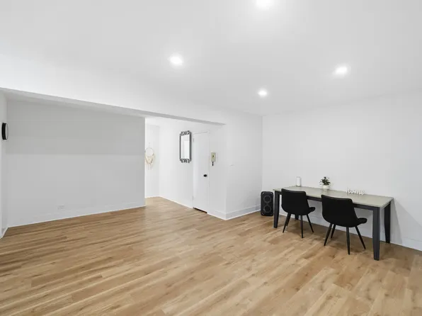 226-26 Union Tnpk image 9 of 20