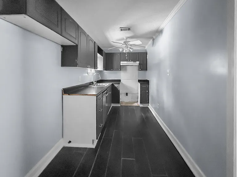 143 Maple St — Photo 12
