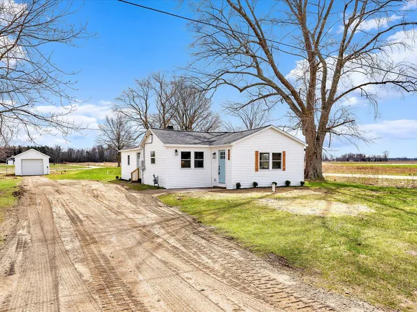9290 New Holland St, Zeeland, MI 49464