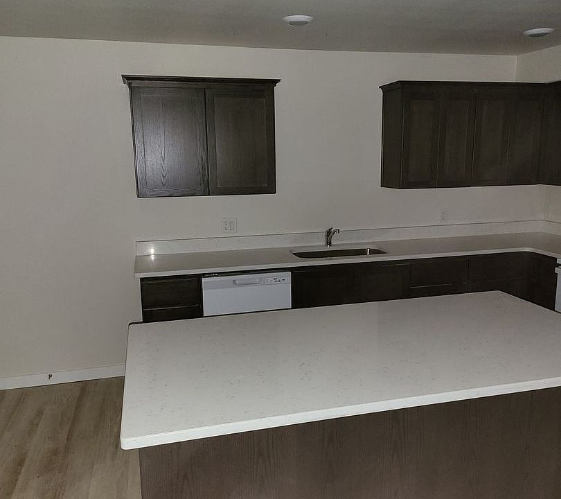 CK Estates 972 N 2nd St Jefferson OR Zillow