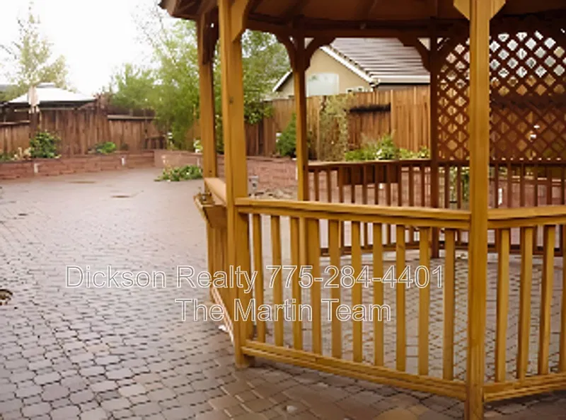 4 bed, 2.5 bath, 2775 sqft, $3,495 — Photo 2