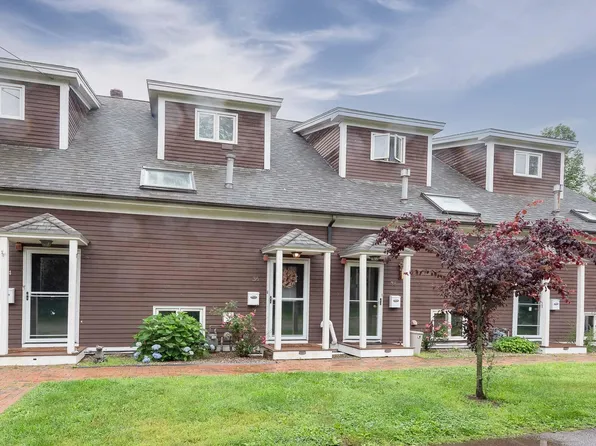 36 Ash Street, Dover, NH 03820