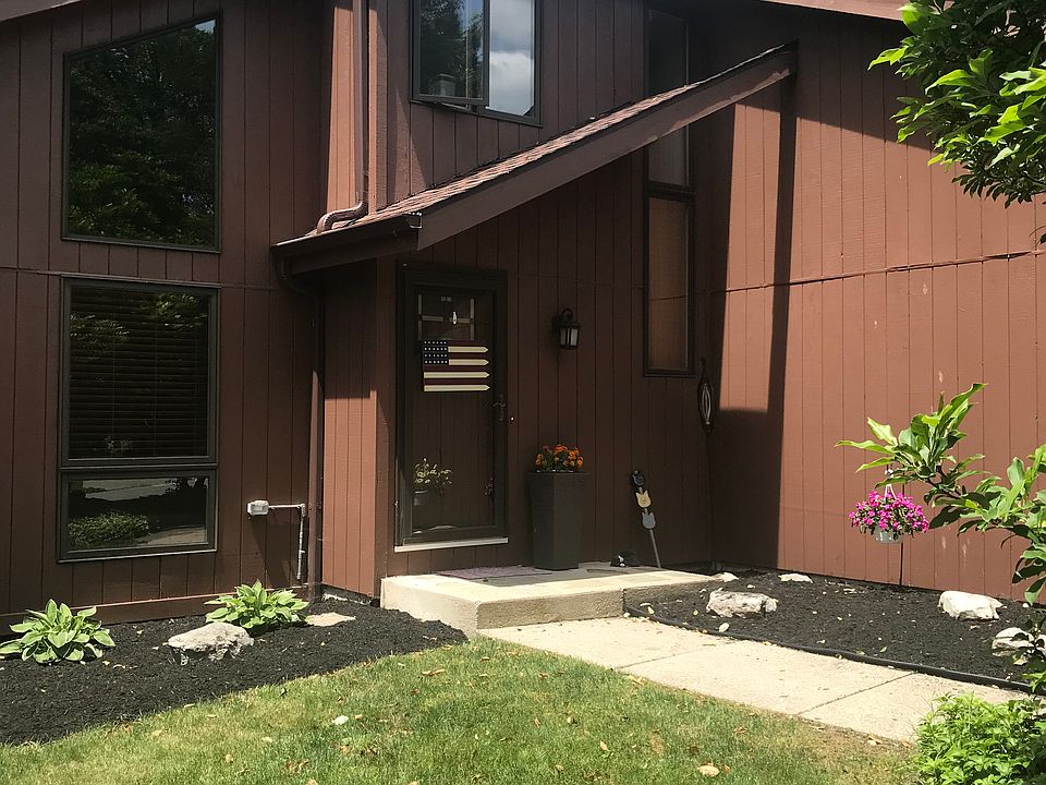 1st image of 5 Goldfinch Ct