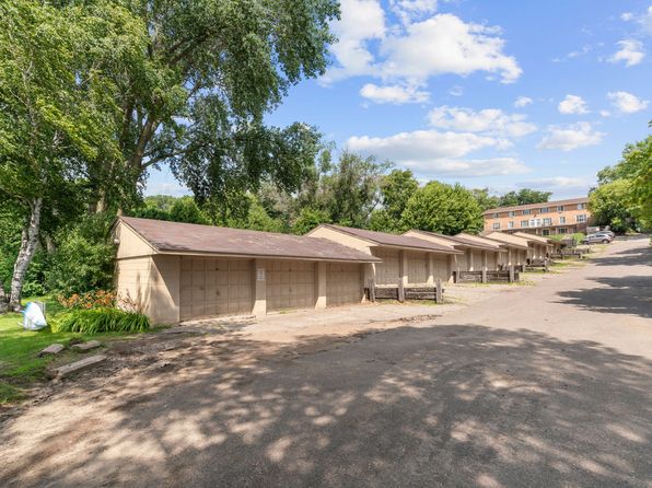 5205 Greenwood Cir #8