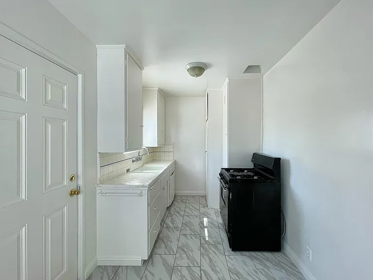 2427 W Main St #12 — Photo 8