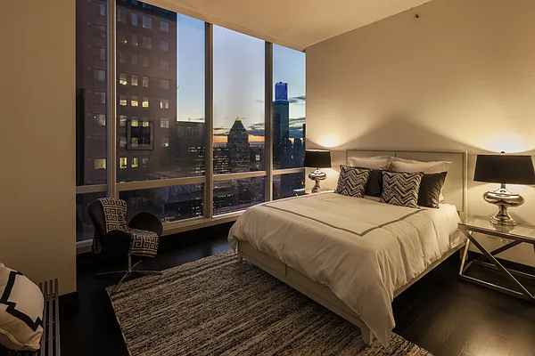 Sold by Compass | media 21