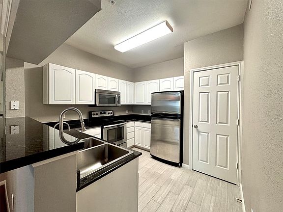 2nd image of 1330 Old Spanish Trl APT 8310