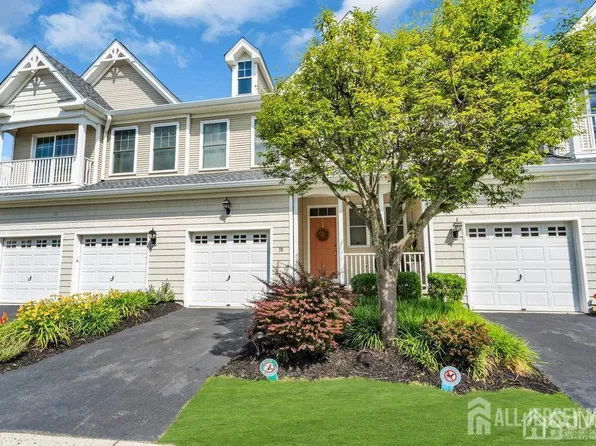 38 S Shore Dr, South Amboy, NJ 08879