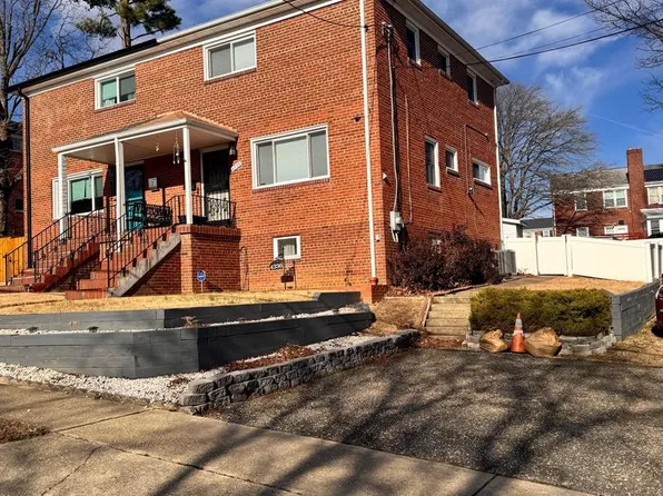4336 23rd Pl, Temple Hills, MD 20748