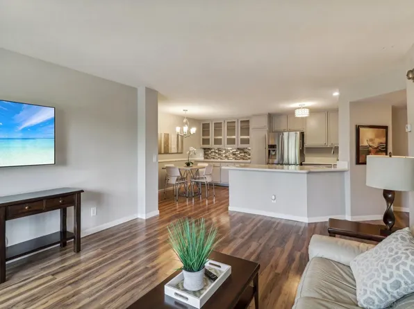 17617 Pomerado Rd Unit 112, San Diego, CA 92128