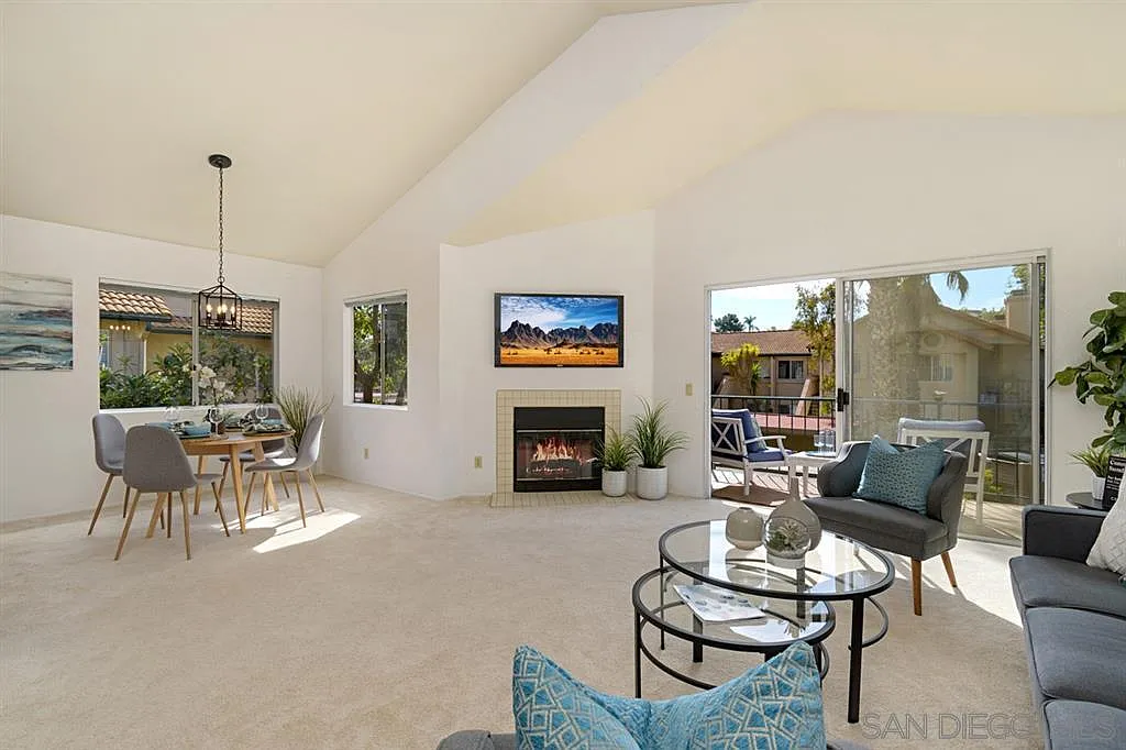 3 bed, 1230 sqft, $1,200 — Photo 2