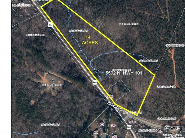 5502 N Highway 101, Taylors, SC 29687