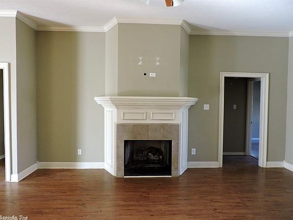 5th image of 2109 McDonald Ln