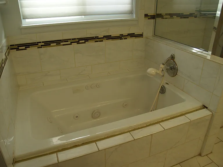2419 S Gray Dr — Photo 55