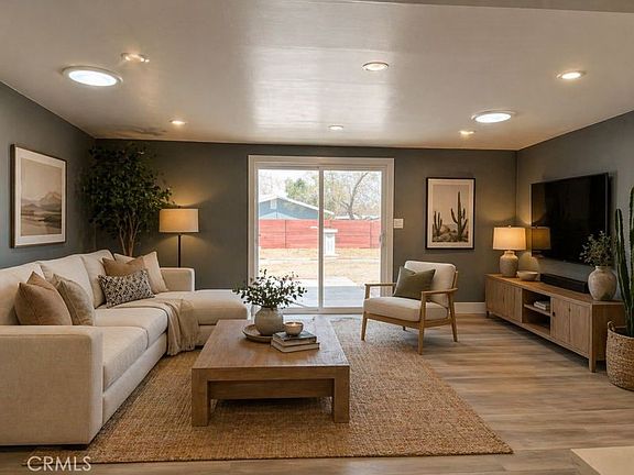 5th image of 73408 Yucca Ave