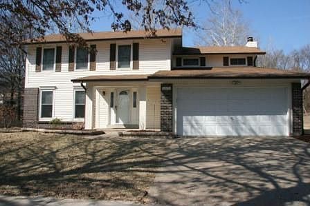 1st image of 12175 Foxpoint Dr