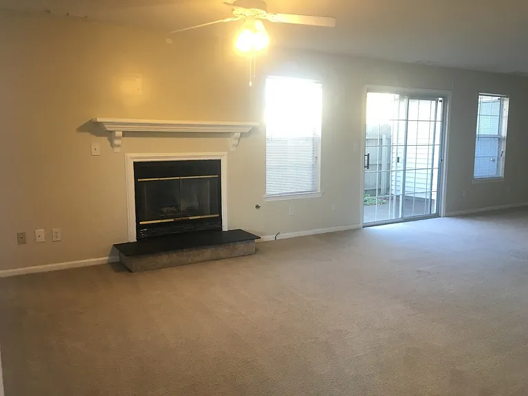 4689 Shallowford Cir — Photo 2