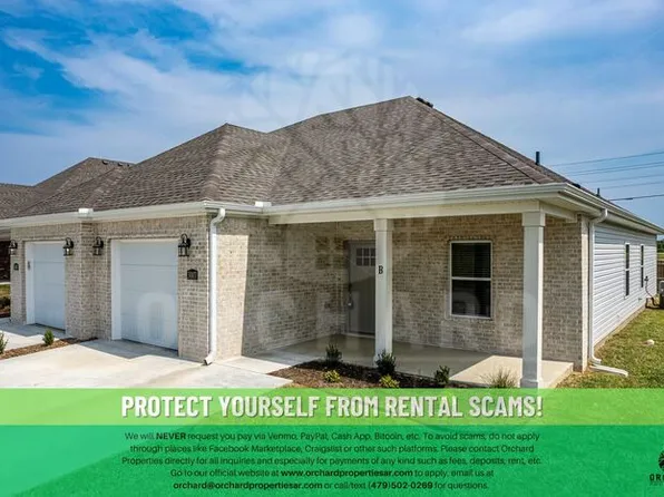 1905 E Brookview Dr, Siloam Springs, AR 72761