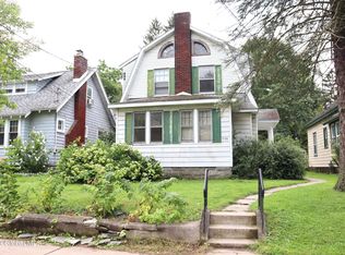 1130 Palmer Ave, Niskayuna, NY 12309