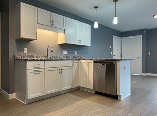 34 Mill Commons Dr #215, Scarborough, ME 04074