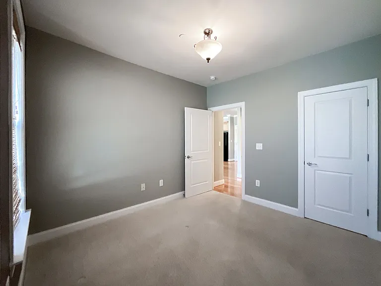 518 Clarice Ave #308 — Photo 31