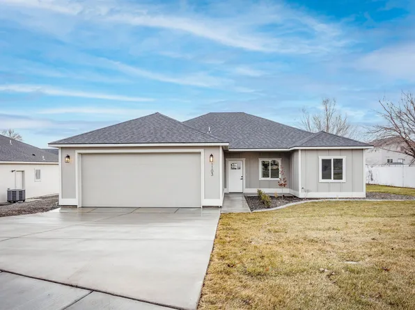 1103 Odin Ave, Benton City, WA 99320