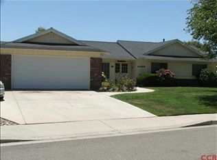 1136 Hampshire Pl, Santa Maria, CA 93455