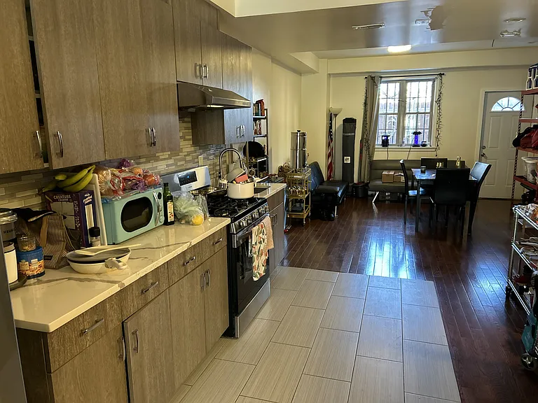 1611 W Thompson St #1A — Photo 3