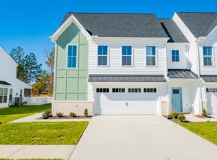 6818 Sunrise Oasis Ln, Midlothian, VA 23112