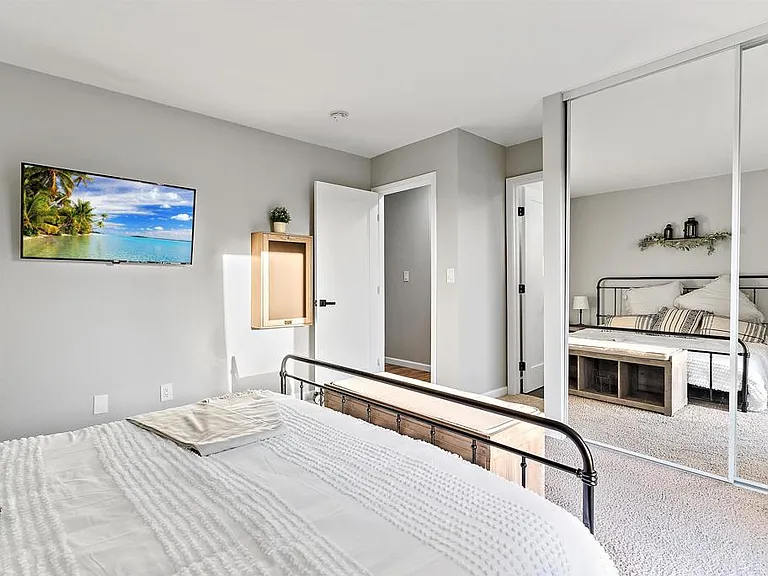 3822 Enero Ct — Photo 16