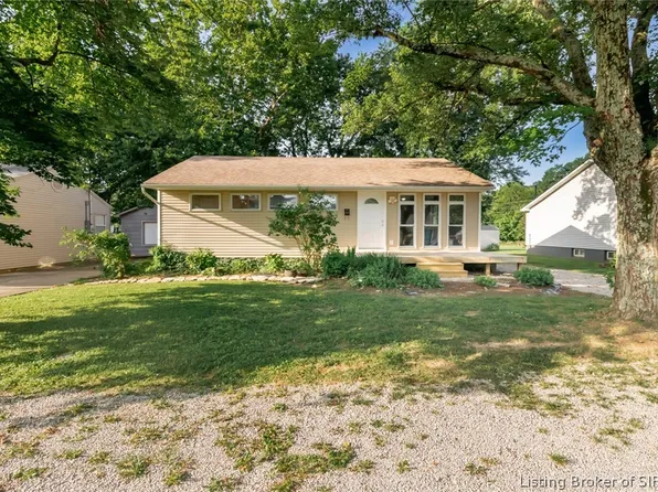 717 Kent Street, New Albany, IN 47150
