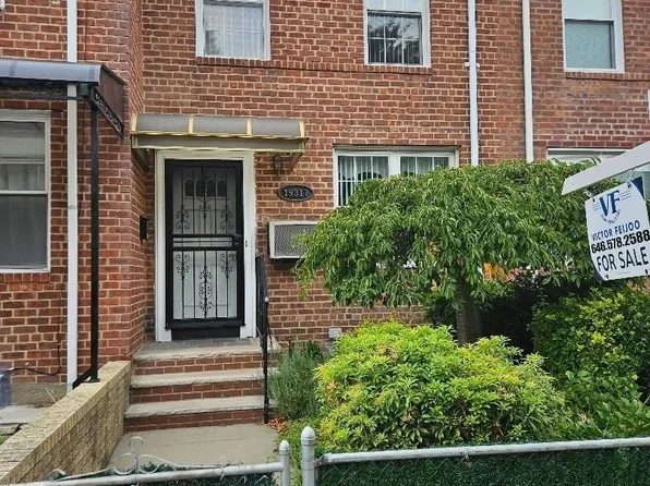 193-17 Station Road, Flushing, NY 11358