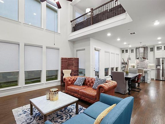 3rd image of 4847 Isleworth Dr