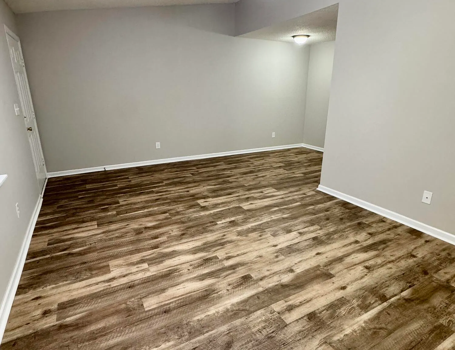 1 bed, 1.0 bath, $750 — Photo 4