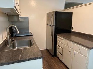 245 E Market St APT 213, Daly City, CA 94014