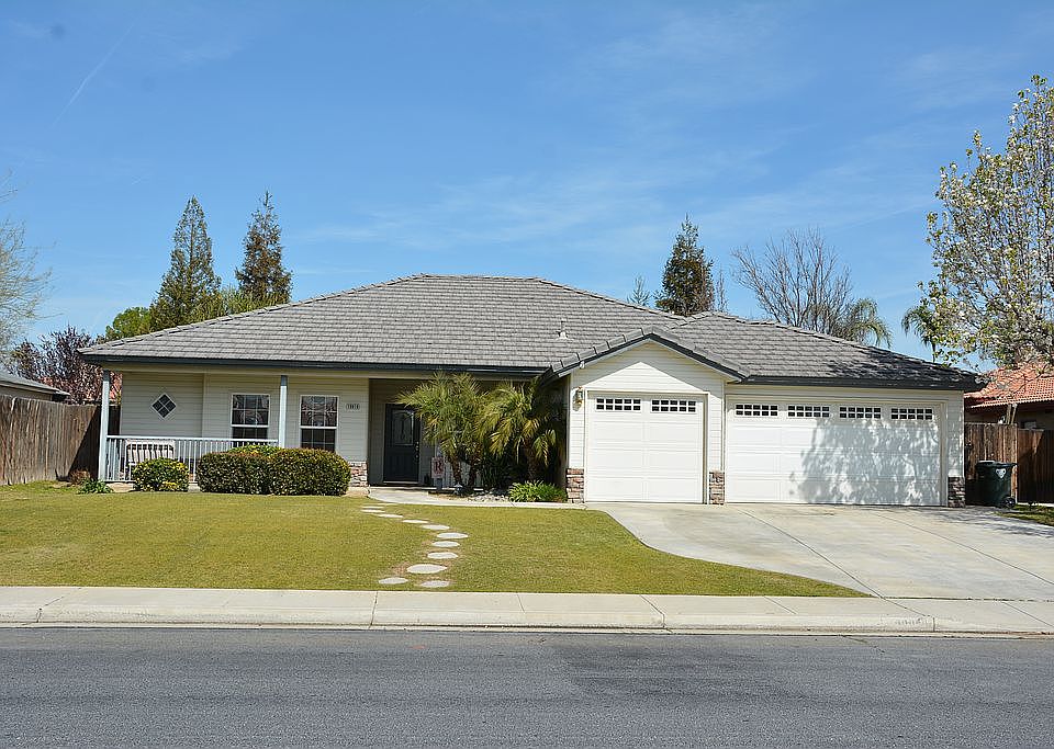 2nd image of 10010 Manhattan Dr