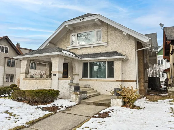 2024 East Newberry BOULEVARD, Milwaukee, WI 53211
