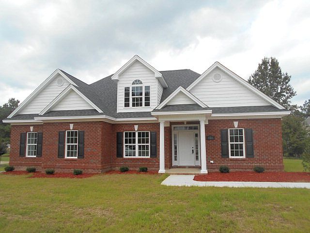 1st image of 404 Mayfair Dr